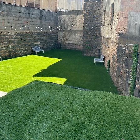Il Giardino In Centro Daire Katanya Dış mekan fotoğraf