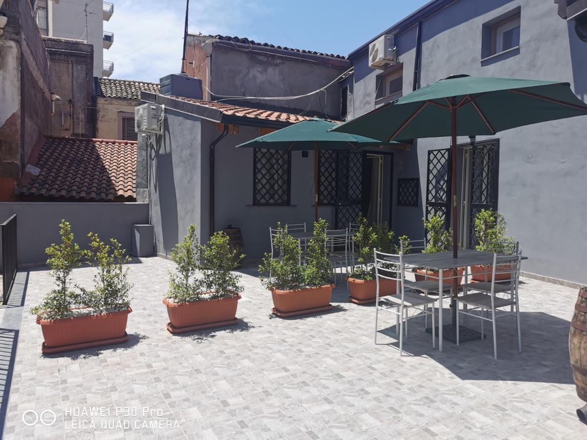Il Giardino In Centro Daire Katanya Dış mekan fotoğraf